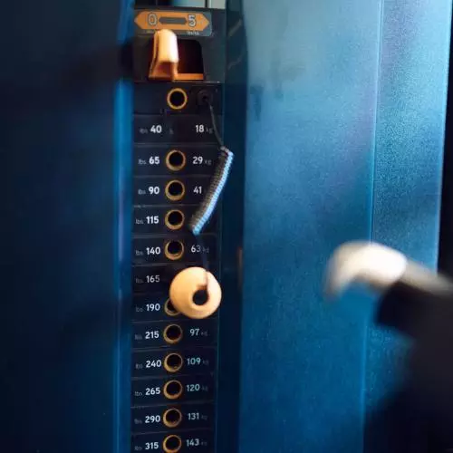 Weights machine